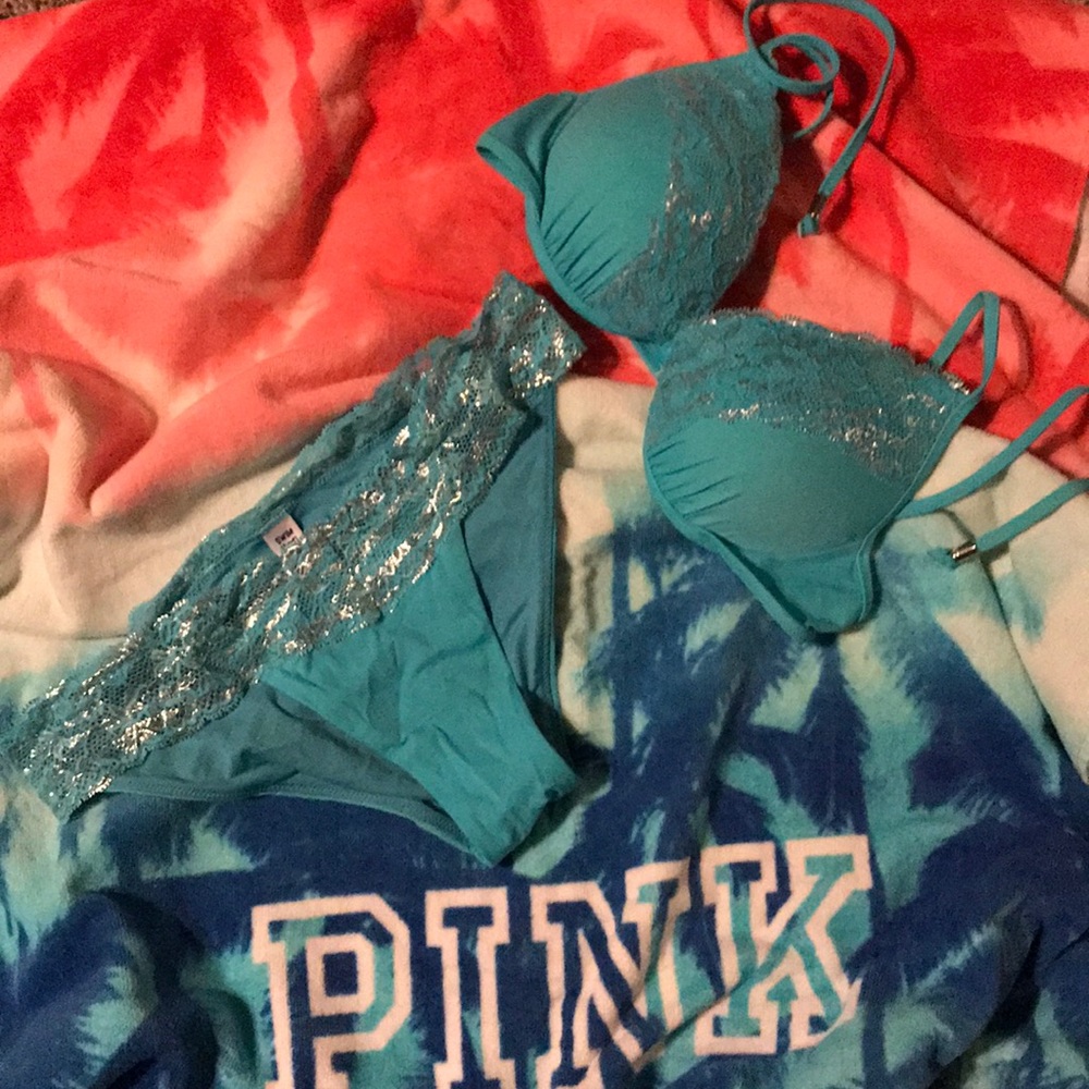Fun and super cute bikini!